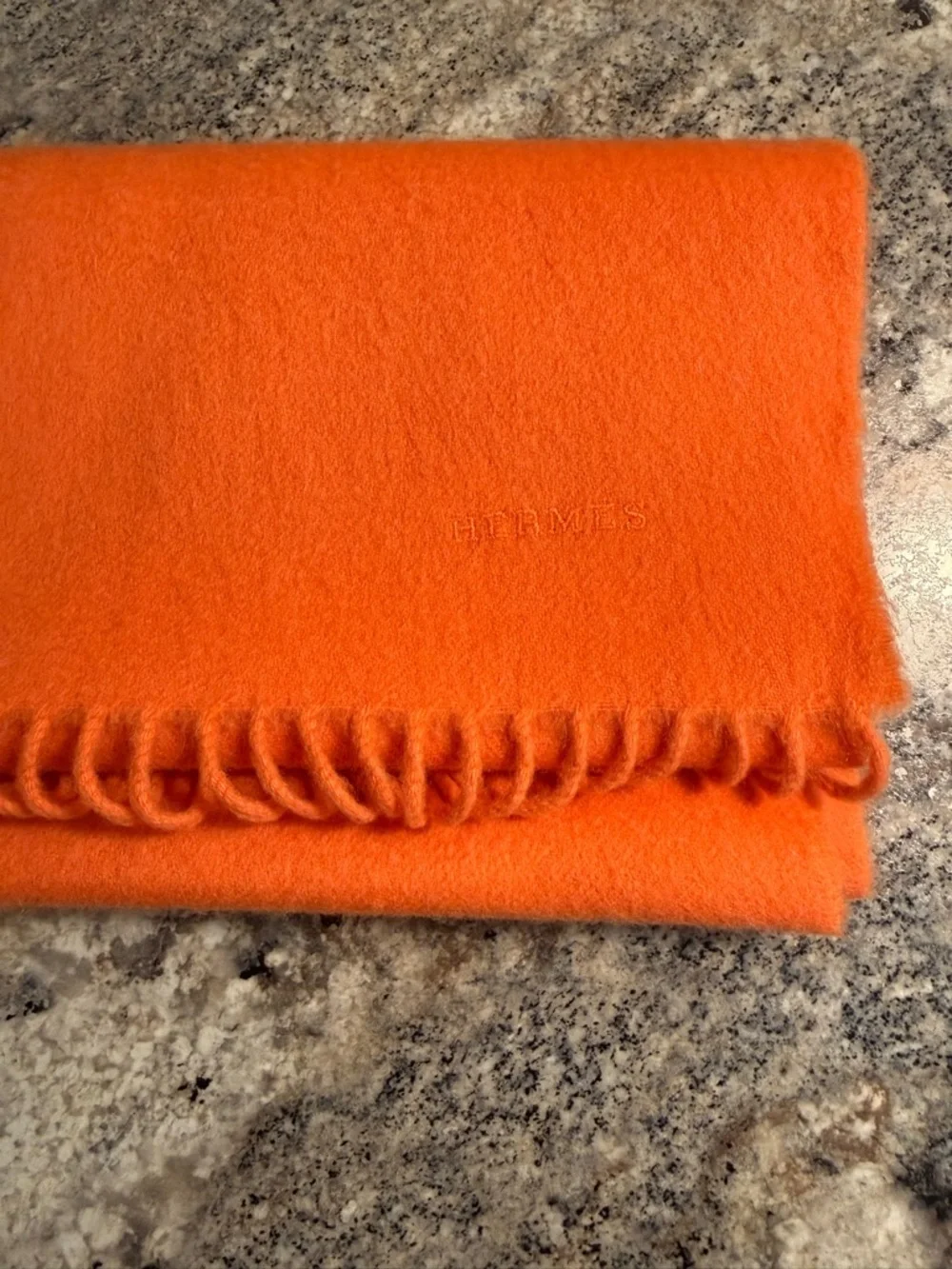 Authentic Hermès Cashmere scarf in box with ribbon - Picture 10 of 14